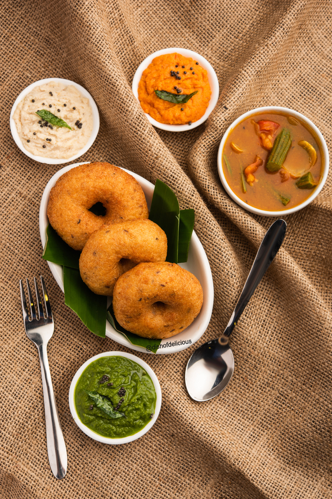 How To Make a Crispy Medu Vada Recipe With Sambar