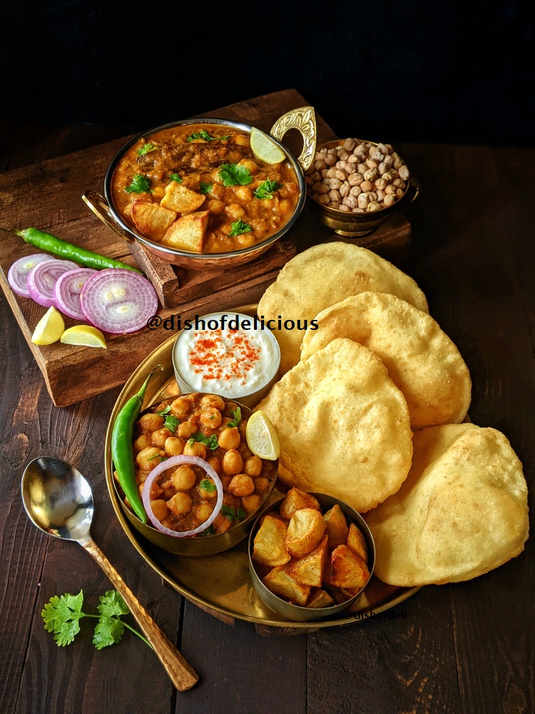 Delicious Chhole Bhature Recipe: A Mouthwatering North Indian Delight